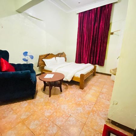 Afro Smile Hotel And Guest House-جينجا المظهر الخارجي الصورة